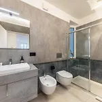 App 203 Palazzo Cavour *