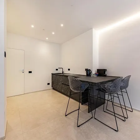 App 203 Palazzo Cavour 아파트 볼차노