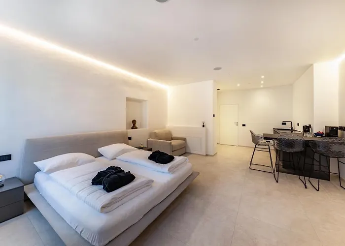 App 203 Palazzo Cavour Lägenhet *